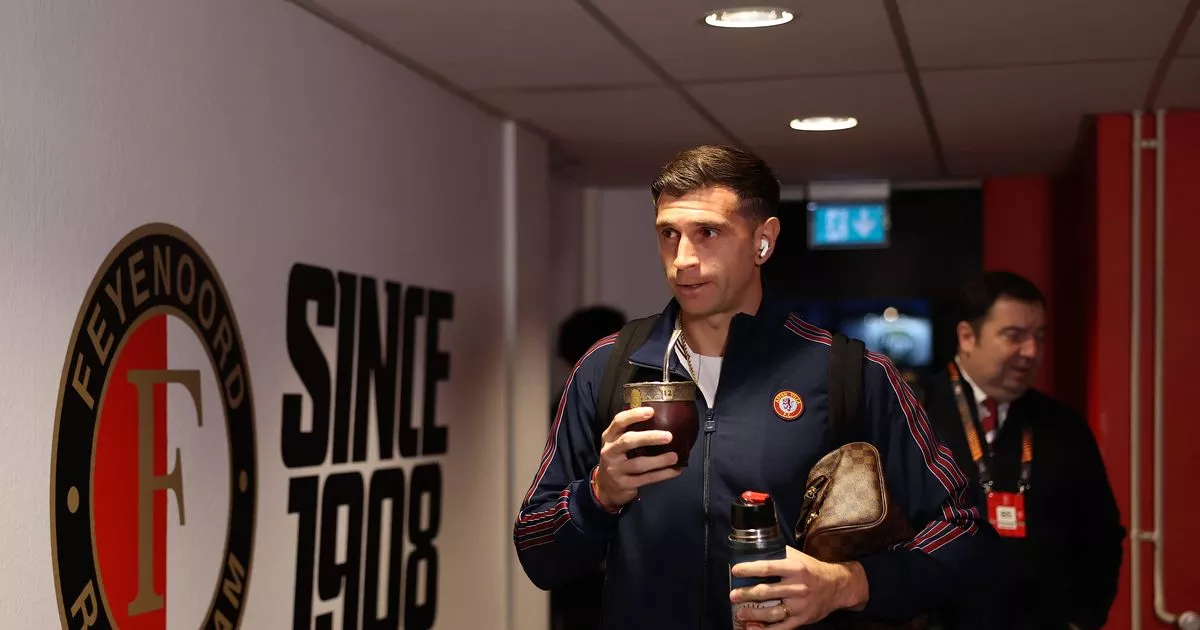 Why Emi Martinez dropped out of Aston Villa team against Feyenoord after warm-up