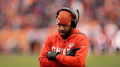 Greg Lewis joins Titans' staff as WRs coach
