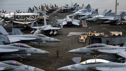 US warship docks in Gulf of Aqaba as fears of Iran strike grow