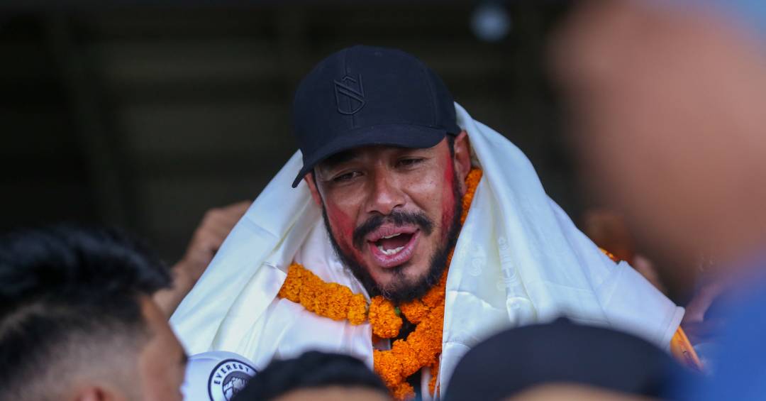 Recordista mundial de alpinismo Nirmal Purja morre em avalanche no Paquistão