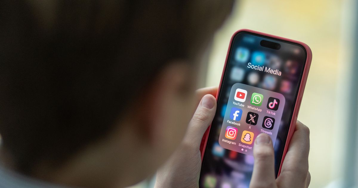 Bristol parents 'unaware' of harmful material children see on their phones, survery finds