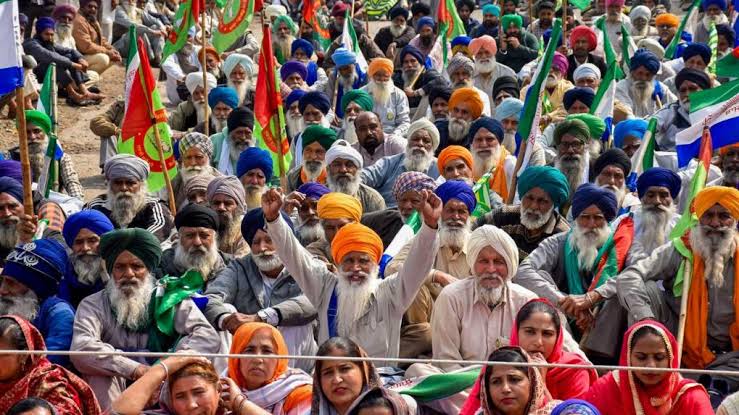AAP government rocked by own workforce in massive Punjab protest