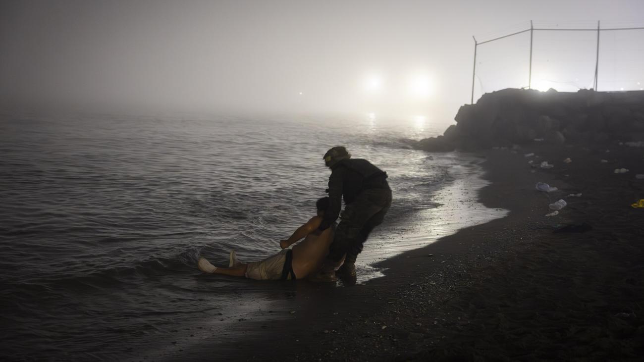 Ceuta: Europa schwimmt