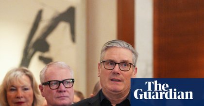 Keir Starmer holds talks with Xi to bolster economic ties with China