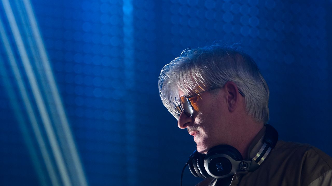 Kavinsky Dies at 50