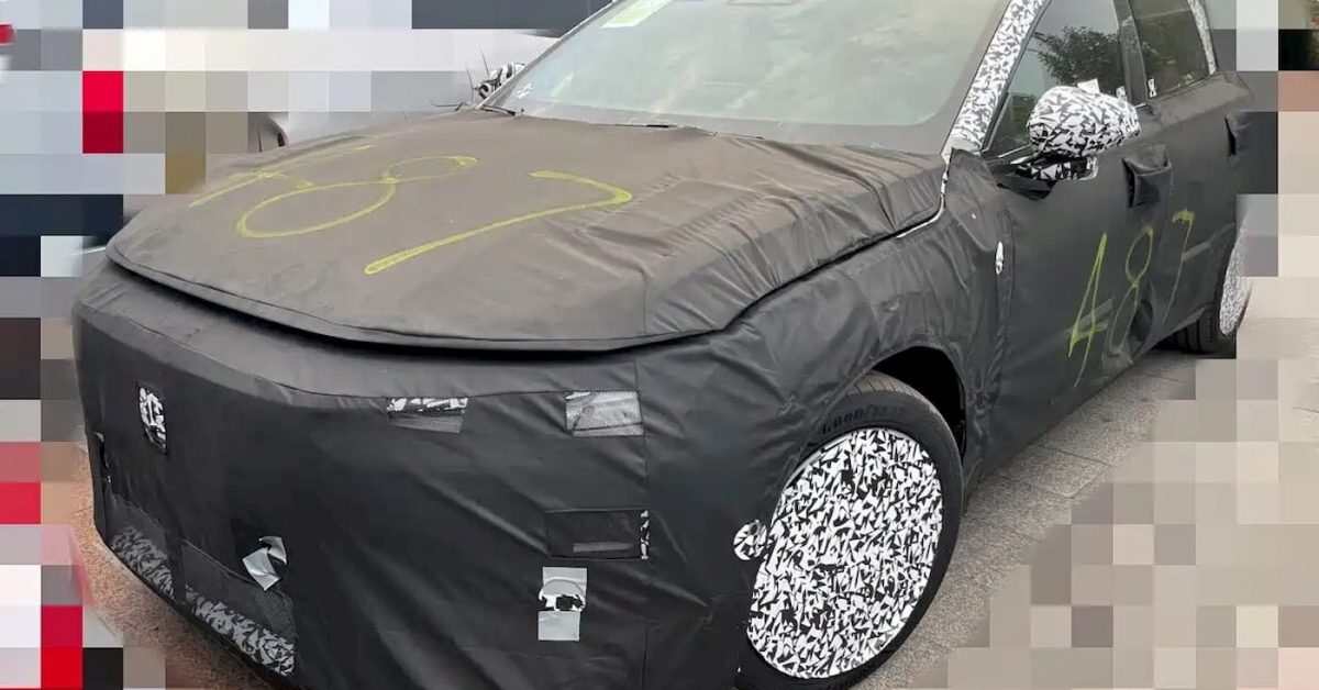 Volvo’s new sedan breaks cover, but it may not be the EV we expected [Images]