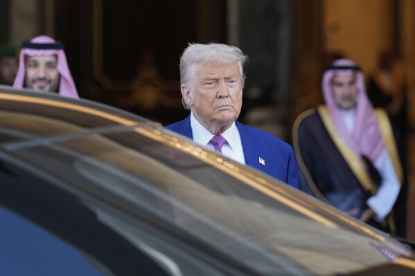 Netanyahu under pressure to accept Trump plan for Gaza