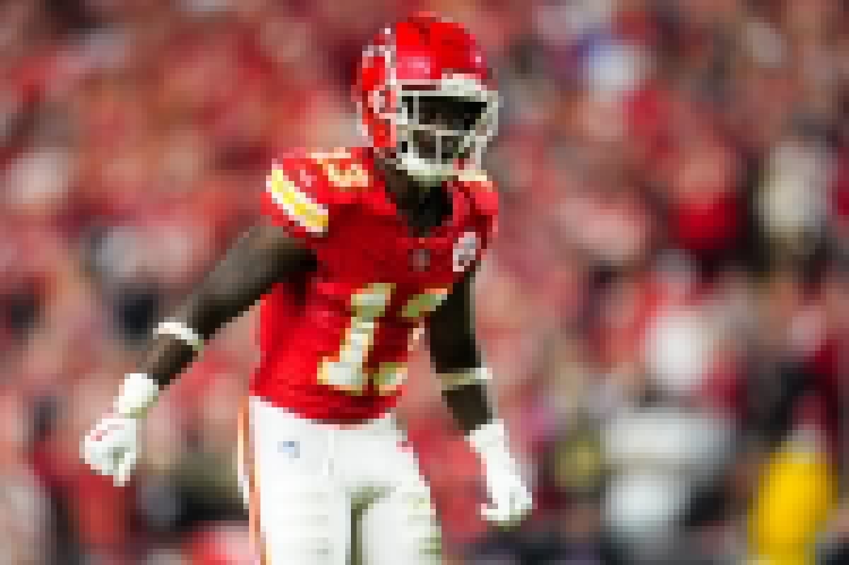 Titans Sign Former Chiefs 2-Time Super Bowl Champion Ahead of Camp