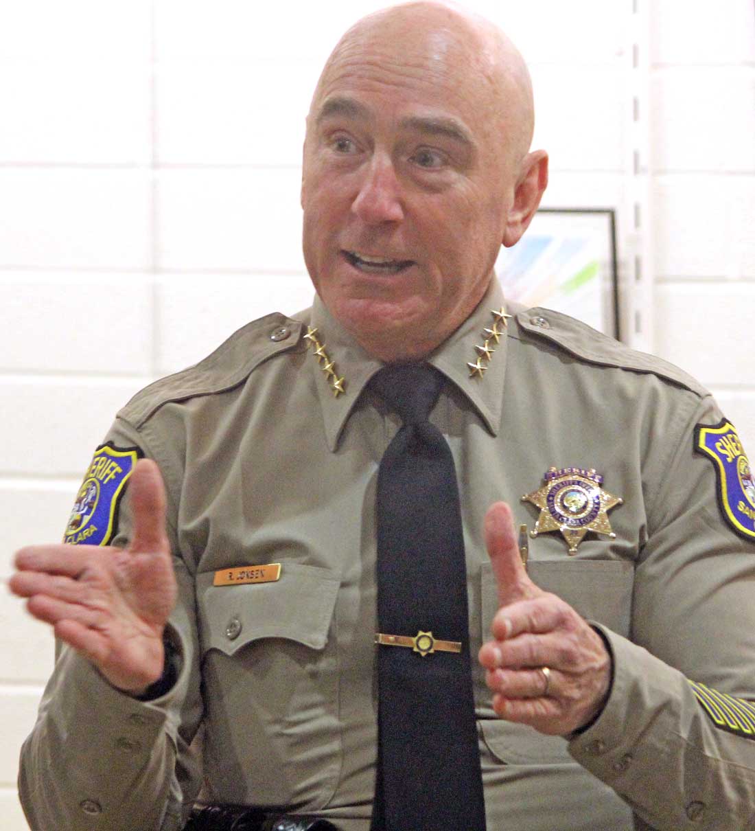 Sheriff Bob Jonsen opens re-election campaign with a book and a song