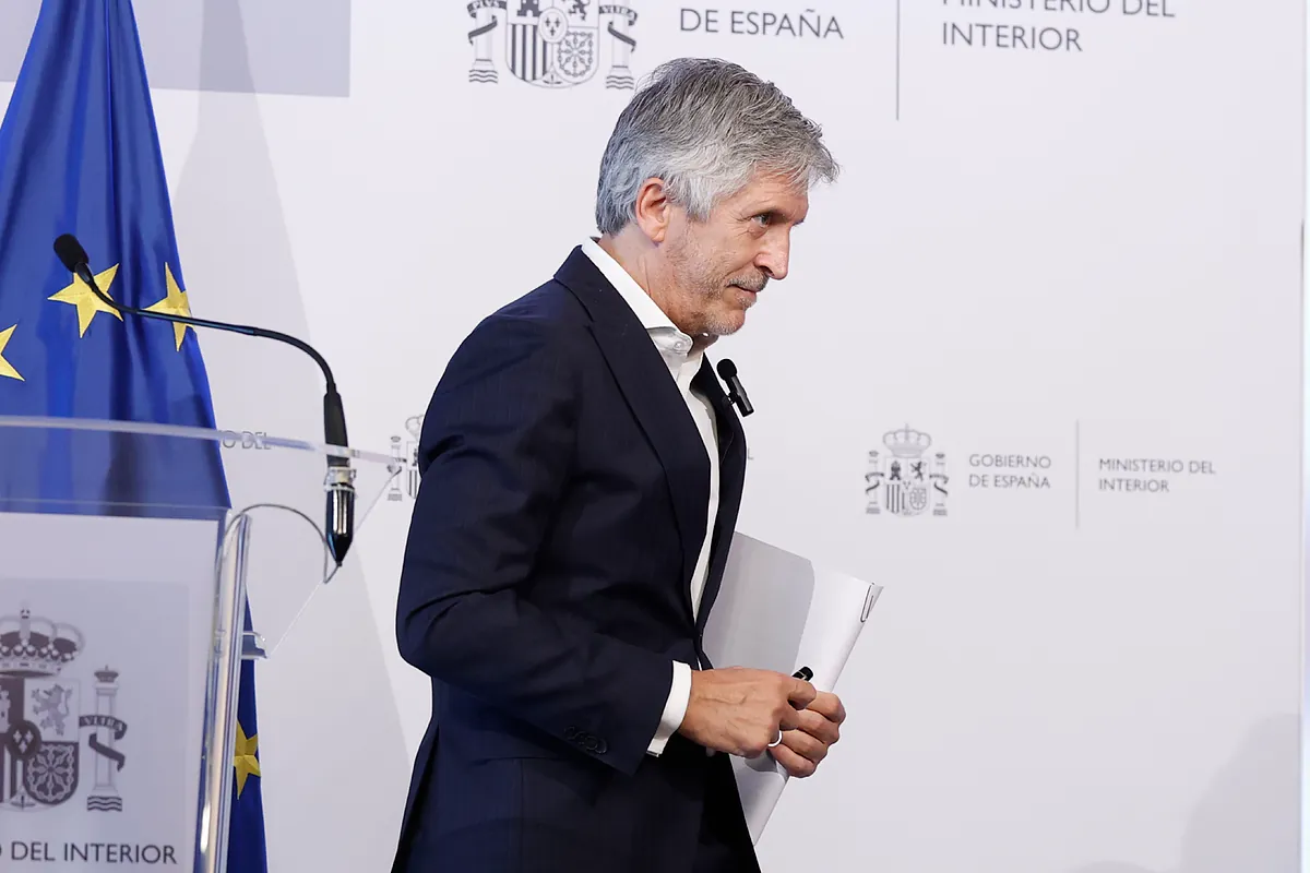 Ni dimisiones ni respuesta contundente tras la invasión de Ceuta