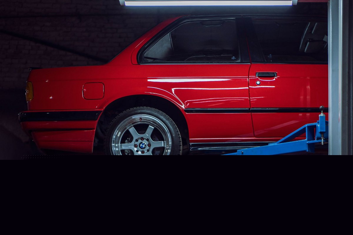 7 Issues That Make Your Car Illegal to Drive