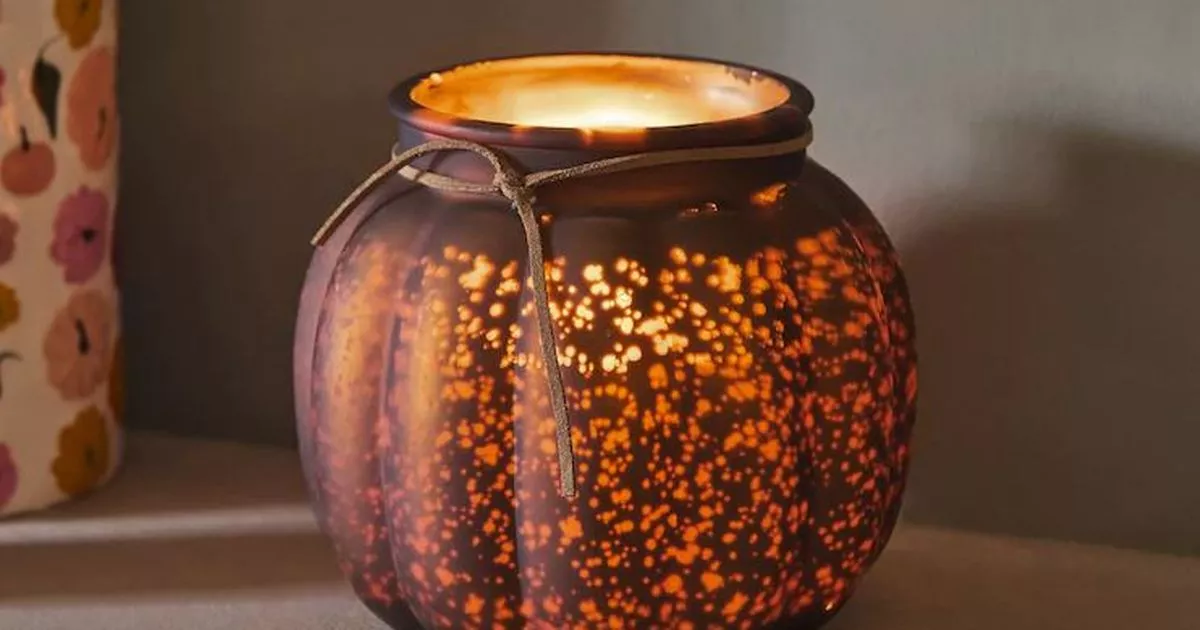 Next's autumnal light up candle 'looks expensive' and 'smells amazing'