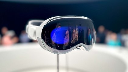 Apple reportedly scraps Vision Pro headset follow-up in favor of smart glasses