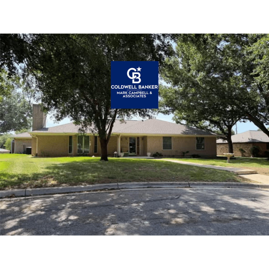 JUST LISTED: Find Your Dream Home on Brownwood’s Brownstone Court — $450K
