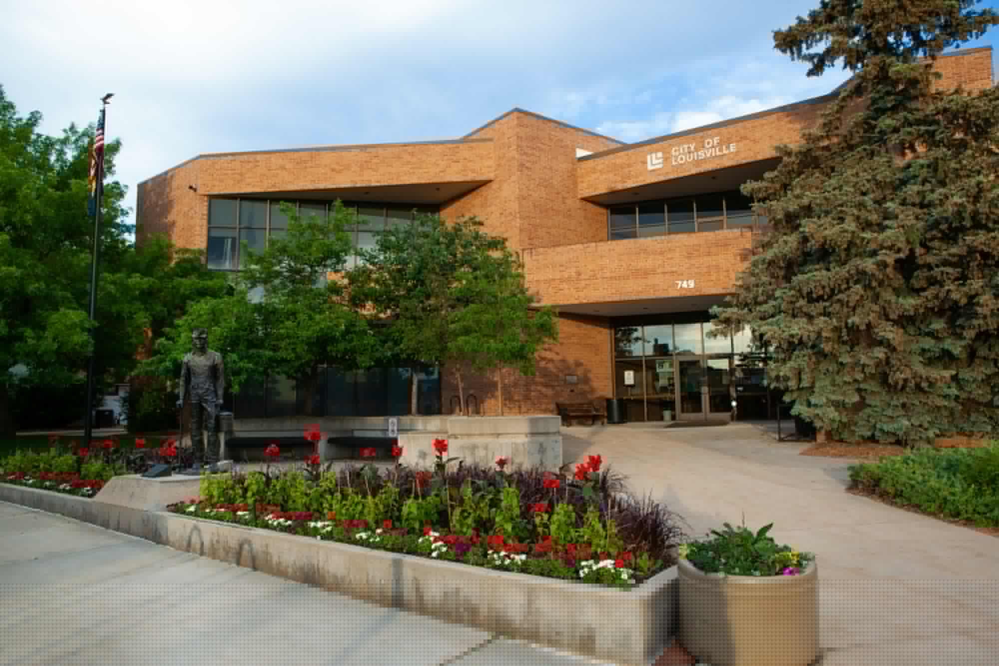 Louisville, Lafayette city job searches continue; Boulder eyes expansion
