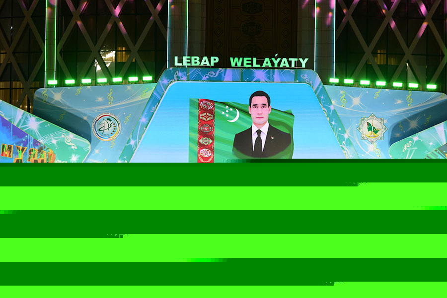 «Ýaňlan, Diýarym!» на берегу Джейхуна