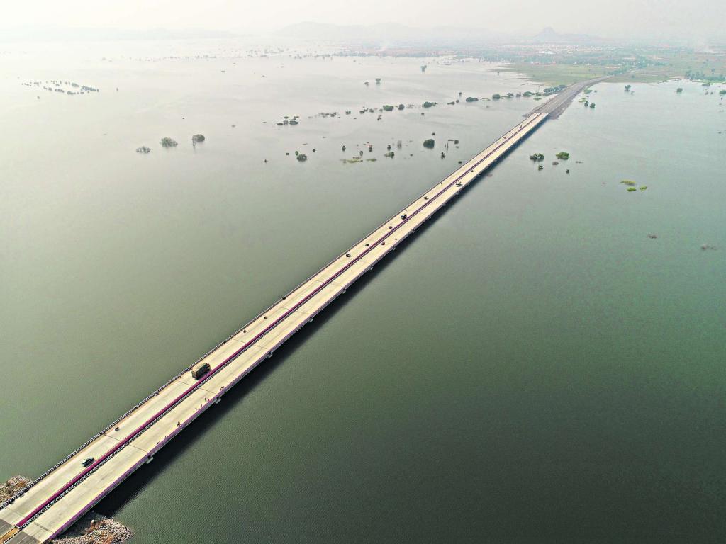 Safety Precautions At Backwaters Of Mid Manair