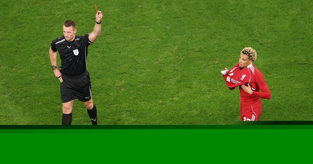 Andy Robertson gives clear Hugo Ekitike red card verdict after Liverpool blow - 'Silly'