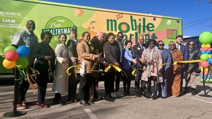 New mobile grocery store hits the road with Live HealthSmart