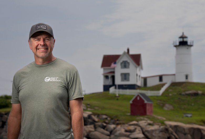 Maine lighthouse keeper weathers the elements to care for Nubble Light