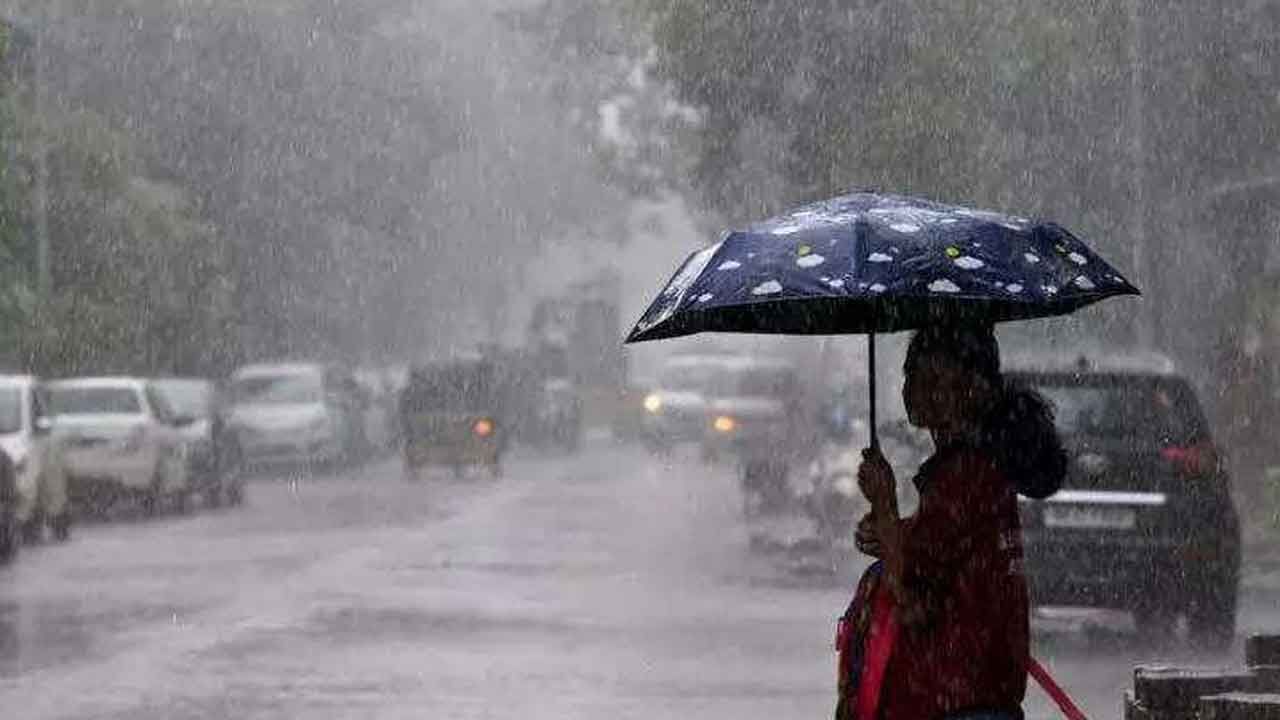 Hyderabad Heavy Rains Flood Banjara Hills, Jubilee Hills, Kukatpally, LB Nagar & More Areas