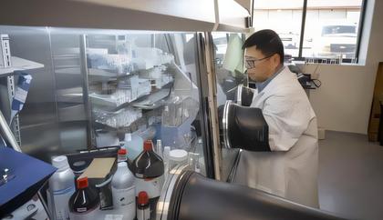 Researchers pioneer advances to make next-generation lithium batteries safer