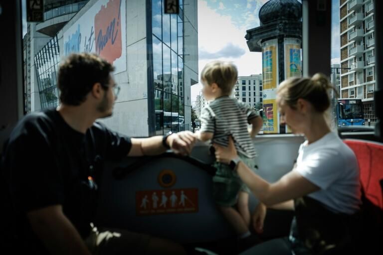 A Paris l'été, voir la ville en autobus