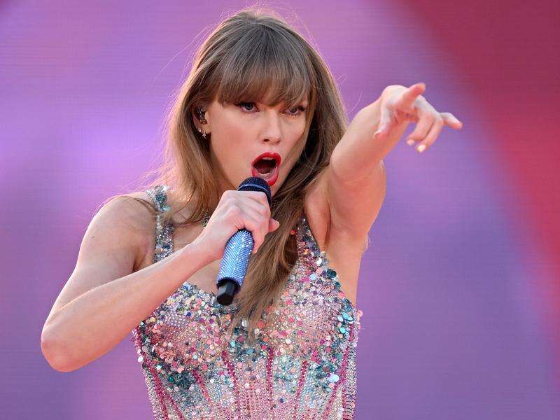 Swift added to Nashville Songwriters Hall of Fame