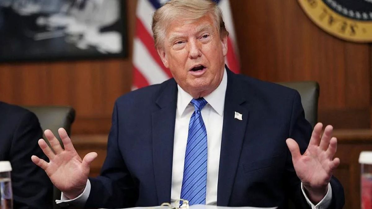 Trump confirms secret plane swap over possible Iranian missile threat