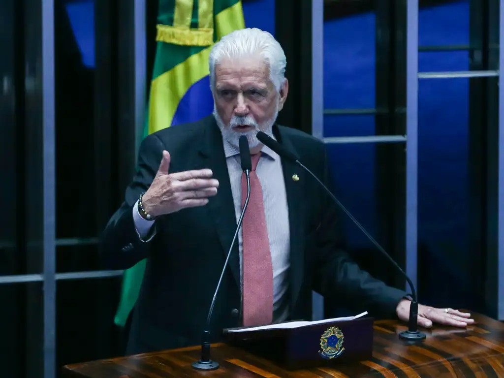 Patrimônio de Jaques Wagner, que liderou o governo Lula no Senado, cresce 631% em oito anos