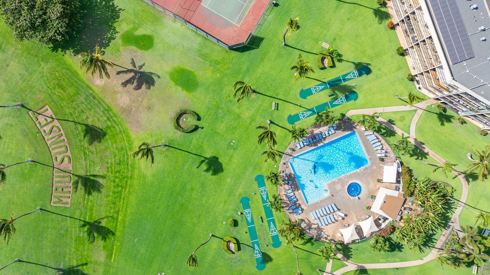 Move-In Ready Maui Sunset Condo Awaits