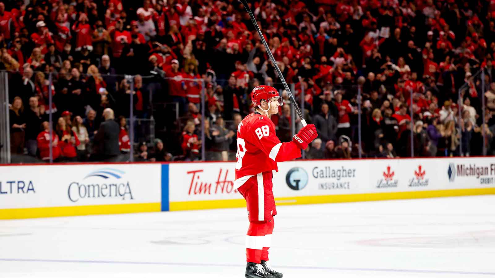 Red Wings’ Patrick Kane draws message from Mike Modano after historic feat