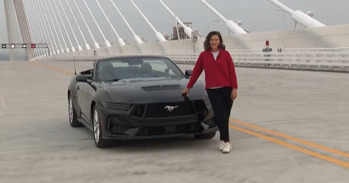 Gordie Howe Bridge: Gov Gretchen Whitmer is 1st to ceremoniously cross