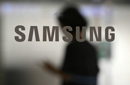 Samsung logs best-ever profit on AI chip demand