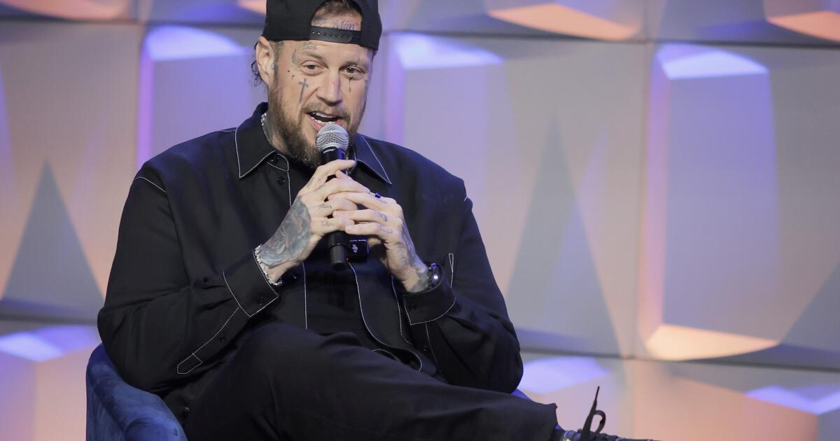 Jelly Roll announces performing hiatus to 'heal' following divorce from Bunnie XO
