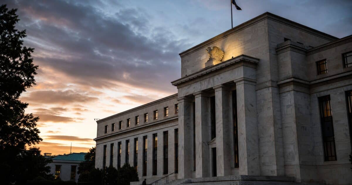 US Inflation Holds at 3.4% While Bitcoin Traders Watch Fed’s Next Move