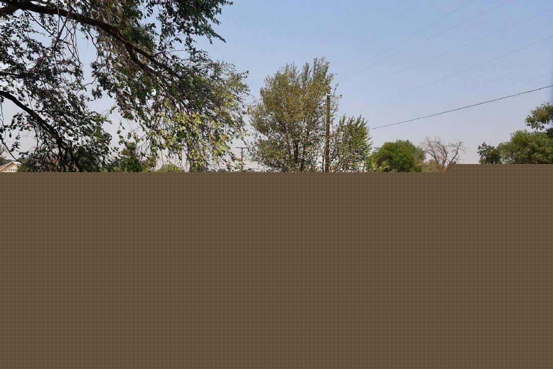 Crews put out brush fire on Gettman Road in Hermiston