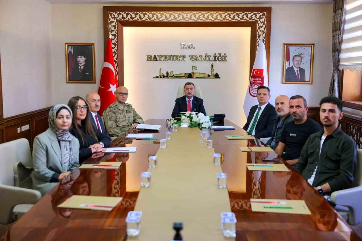 Vali Eldivan: "Bayburt asayiş olaylarında en güvenli iller arasında"