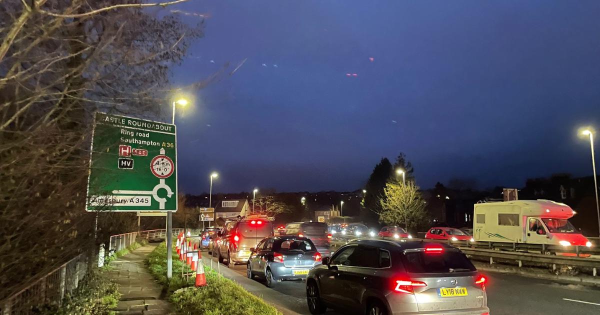Long delays during rush hour as police close road after reports of crash
