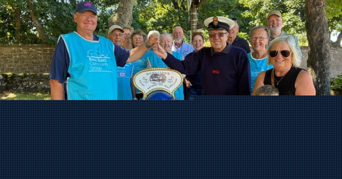 Restored RNLI donation box back in service on North Berwick’s Coo's Green
