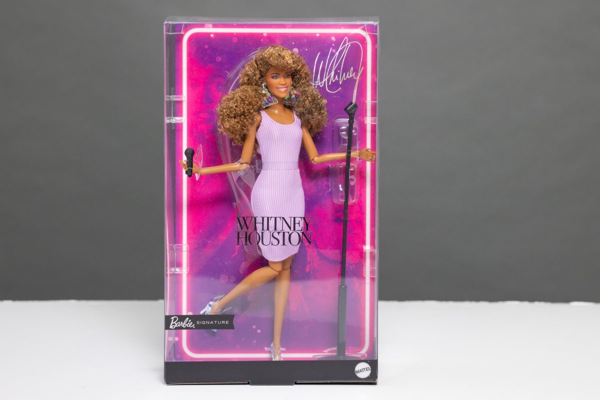 Mattel lanza una muñeca Barbie en homenaje a Whitney Houston