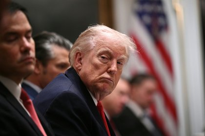 Trump turns to Venezuela playbook on Iran, but differences sharp
