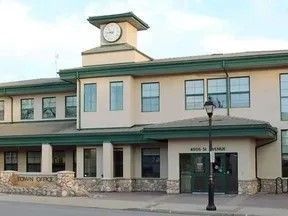 Stony Plain inspired to lead program returns