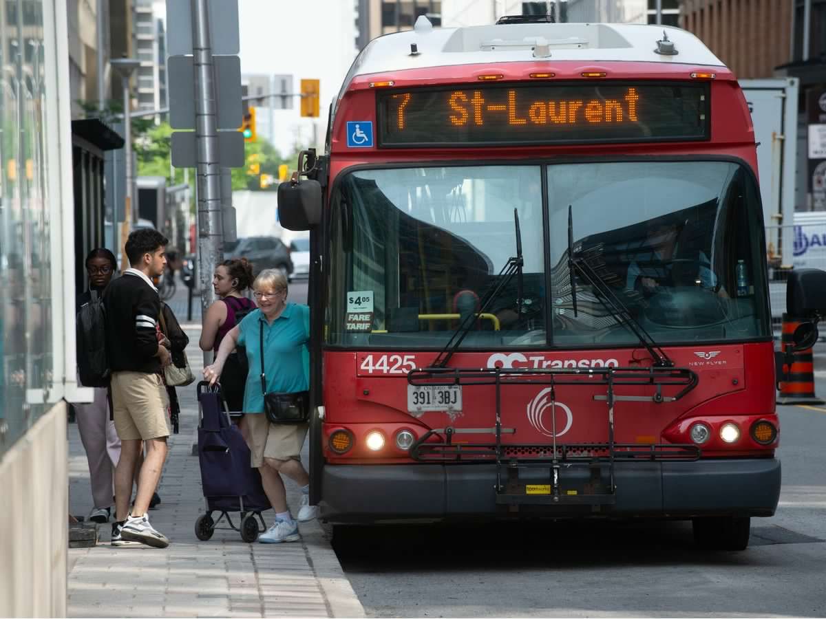 I'm over 90, and I love travelling by bus | Letters to the Editor