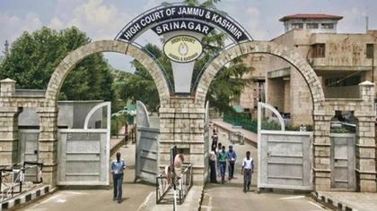Comment on Bar Defers Polls After Govt’s Notice On Kashmir Status by SKChadha