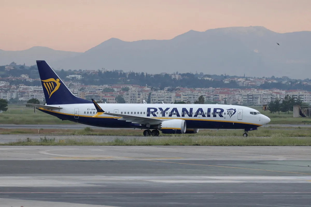 Ryanair to suspend Nis flights over fuel issues