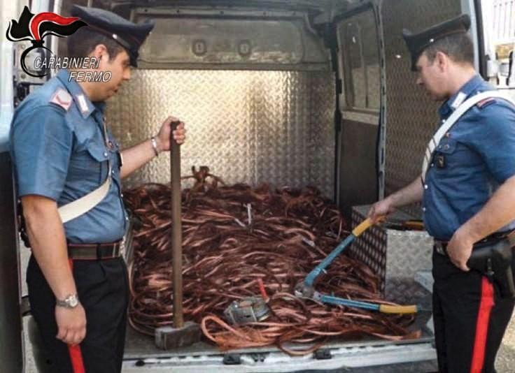 Azienda nel mirino dei ladri. Via quintali di rame e ottone. Preso il capobanda a Parigi