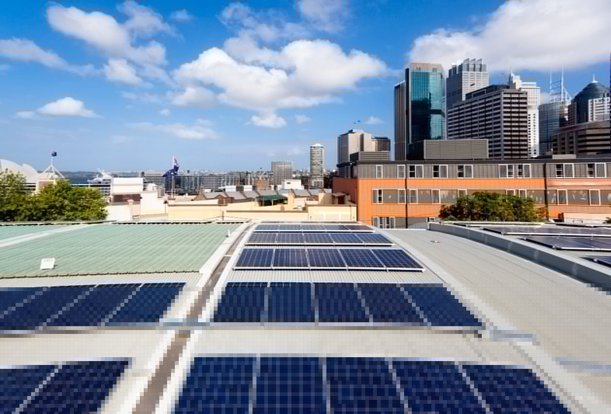 Federal Government targets commercial solar gap