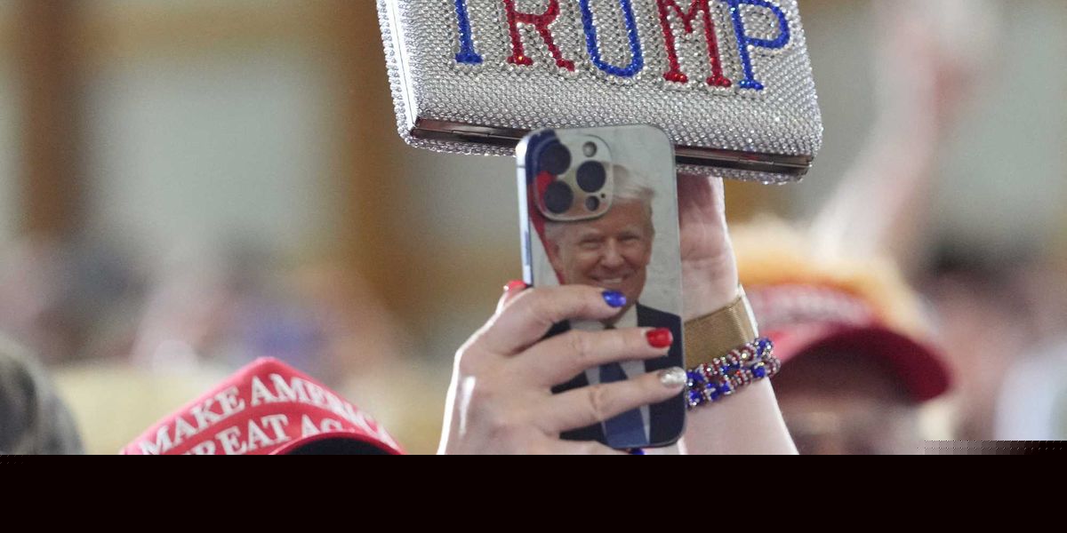 Loyal Republicans live in terror of being 'murdered' for crossing Trump: ex-GOP operative
