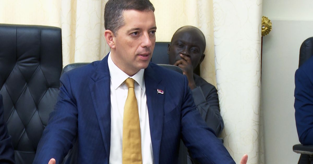 Đurić: Uklanjanjem natpisa Kurti namerno provocira,podstiče etničku i versku mržnju